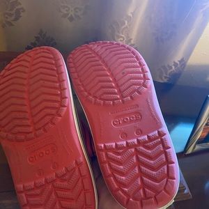 Crocs Ladies size 8 Red with white trim